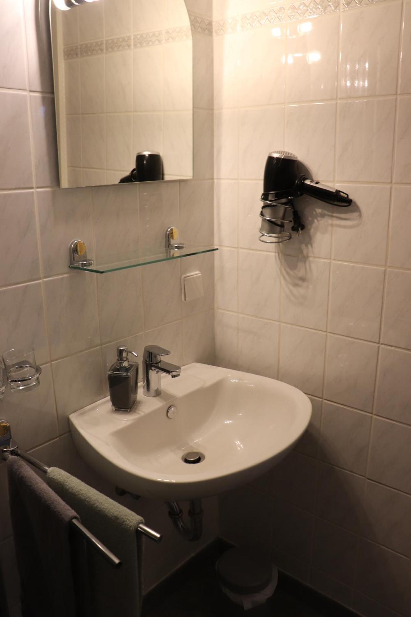 Pension Und Apartment Landhaus Fricke Calden Eksteriør billede